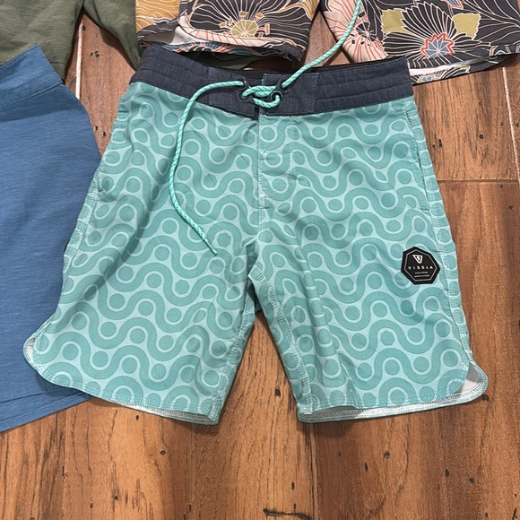 Vissla Boardshort Swim Bundle of 8 - all size 24 - Picture 2 of 6
